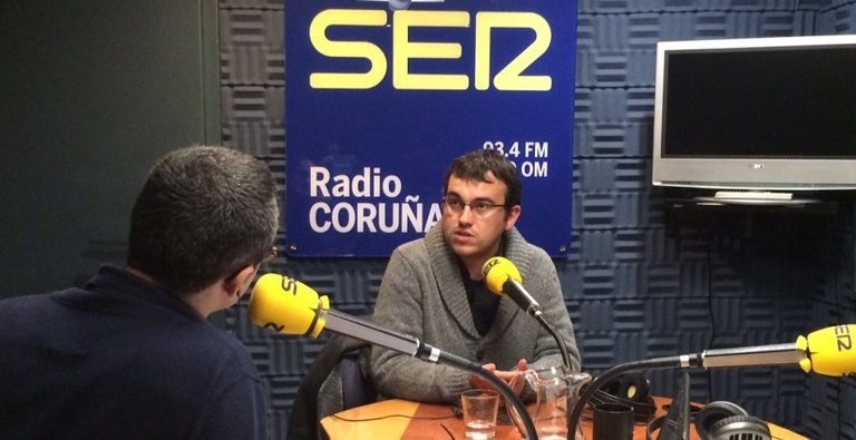 Carlos Callón en la entrevista electoral de Radio Coruña Cadena SER