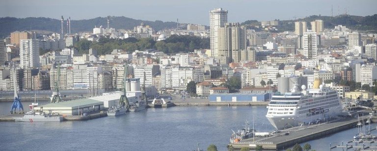 Buques de la OTAN en el puerto de A Coruña